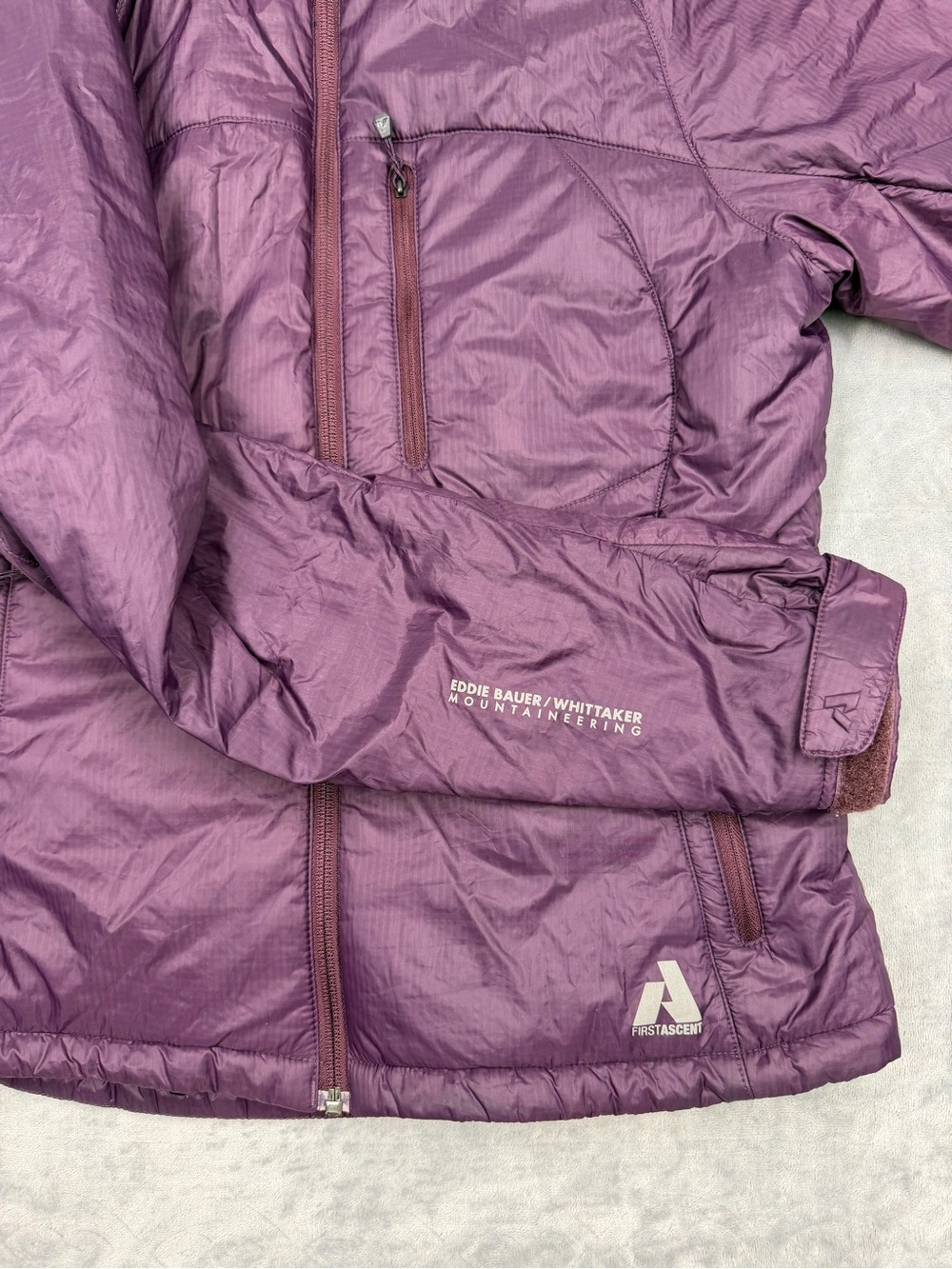 Eddie Bauer First Ascent Mountaineering Hooded Puffer Jacket in Deep Plum - Picture 4 of 12